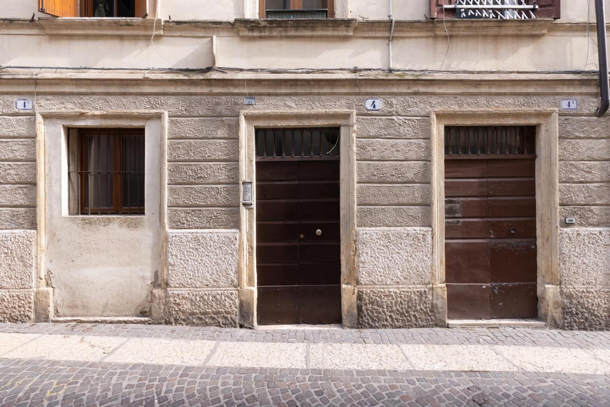 Anticavalle Intero Appartamento 维罗纳 外观 照片
